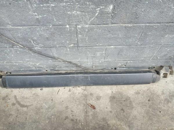 PARE CHOC ARRIERE MERCEDES VITO W639 2003-2010 - Vue 1